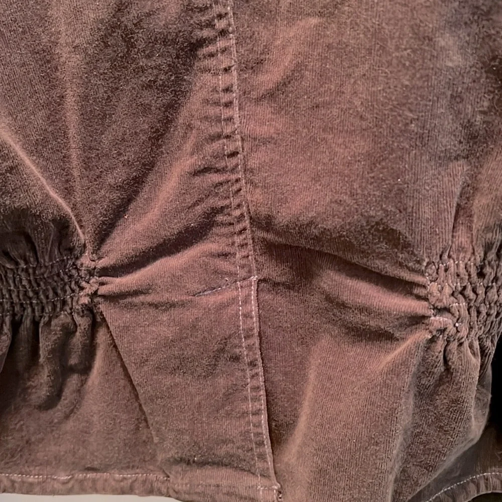 Nori Cropped Vintage Fine Cord Jacket. 97% Cotton and 3% Spandex - Picture 7 of 7